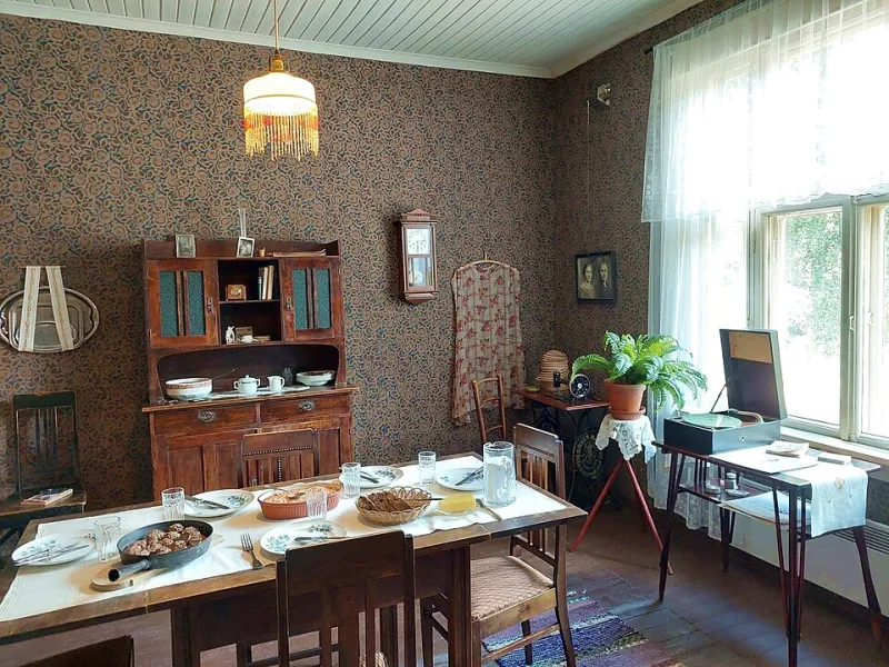 One House, Three Generations: How Families Are Redesigning Homes to Live — and Thrive — Together